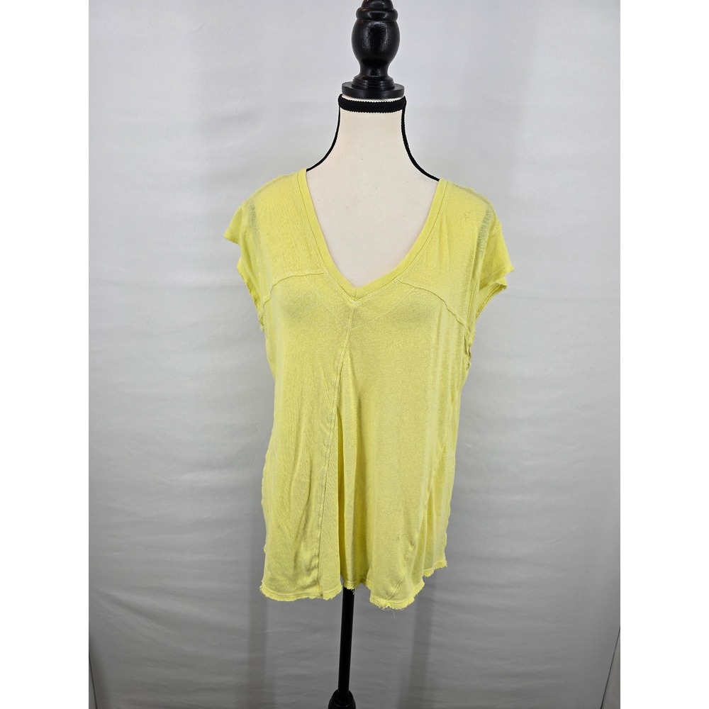 Free People We The Free Yellow V-Neck Slub‎ Knit Cap Sleeve T-Shirt Medium